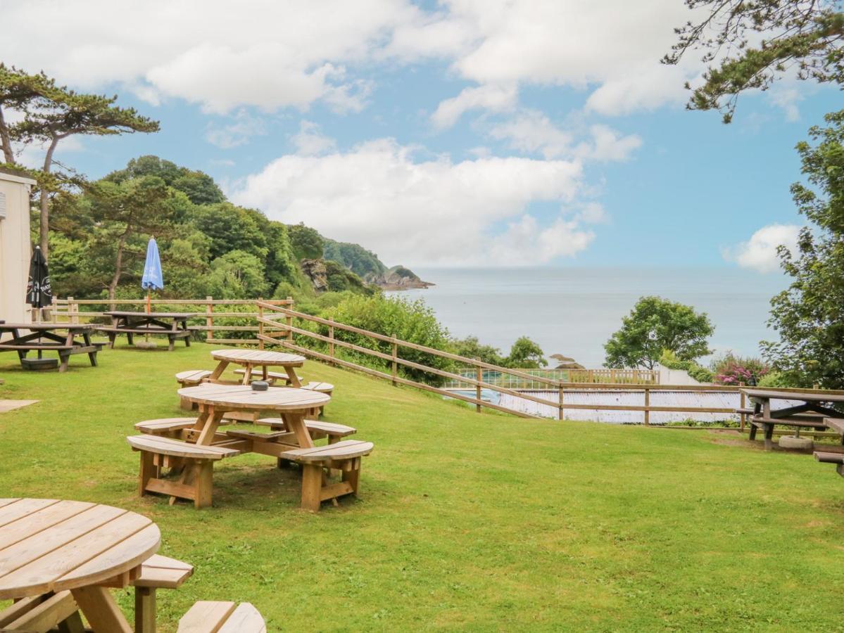 Horizon Vila Combe Martin Exterior foto