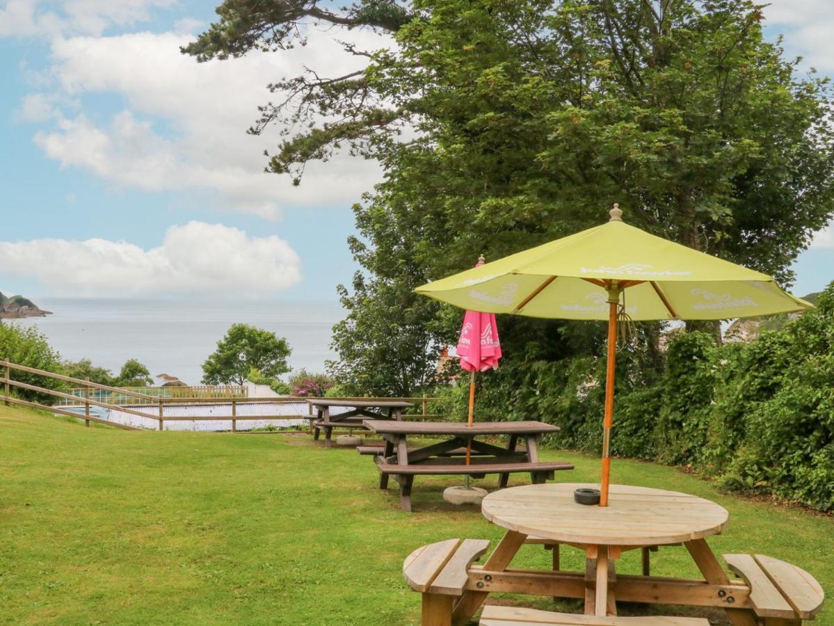 Horizon Vila Combe Martin Exterior foto